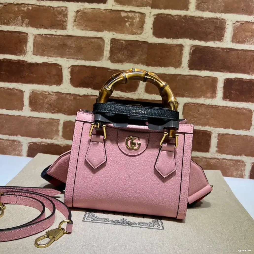 Hyper Peter mini Diana bag tote Gucci 0618
